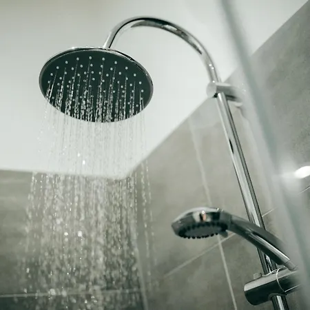 Juststay Muelheim Oberhausen & 3* مولهايم ان الرور دير