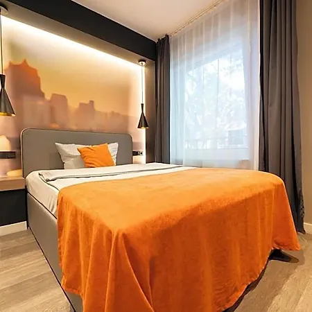 Juststay Muelheim Oberhausen & 3* مولهايم ان الرور دير