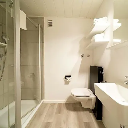 Juststay Muelheim Oberhausen & فندق