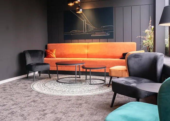 Juststay Muelheim & Hotel