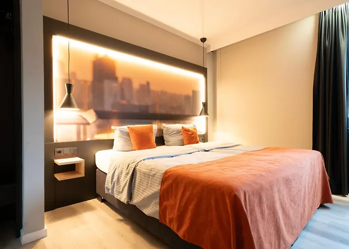 Juststay Muelheim & Hotell 3*