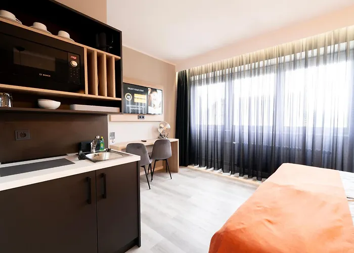 Juststay Muelheim & Hotell Mülheim an der Ruhr
