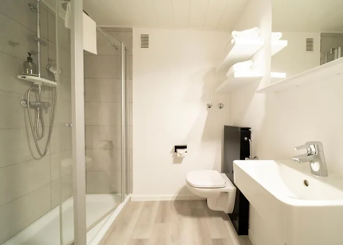 Juststay Muelheim & Hotell