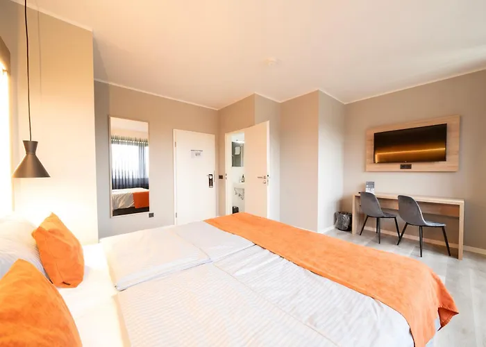 Hotel Juststay Muelheim & 3*
